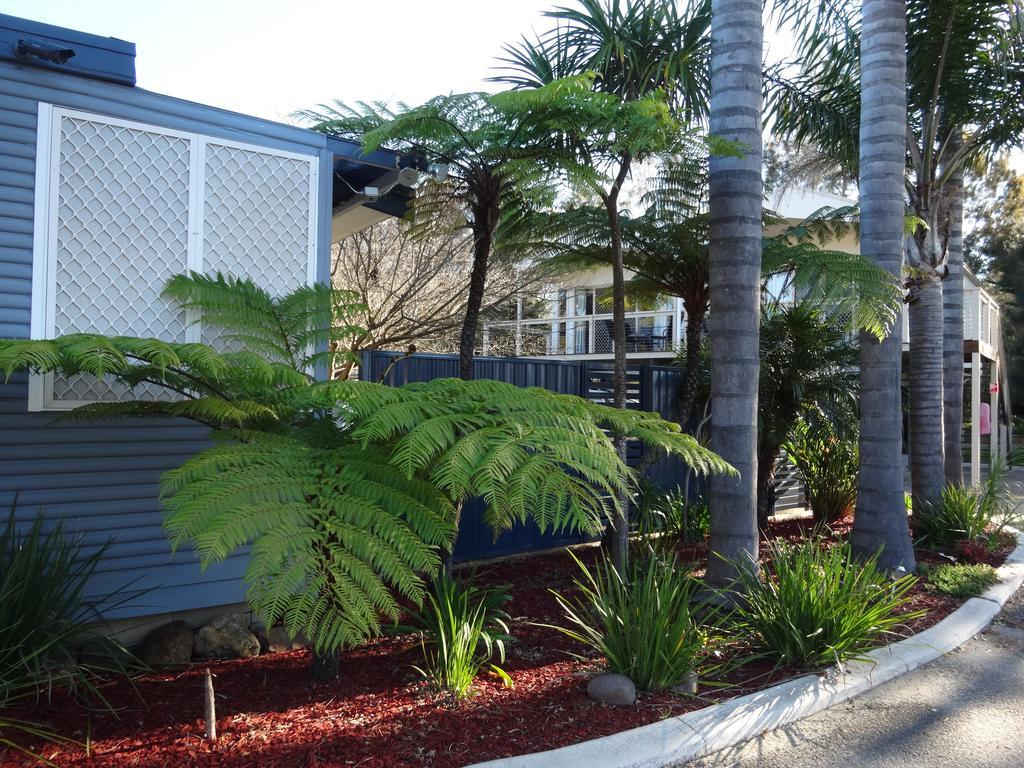 Caseys Beach Holiday Park Sunshine Bay Kültér fotó